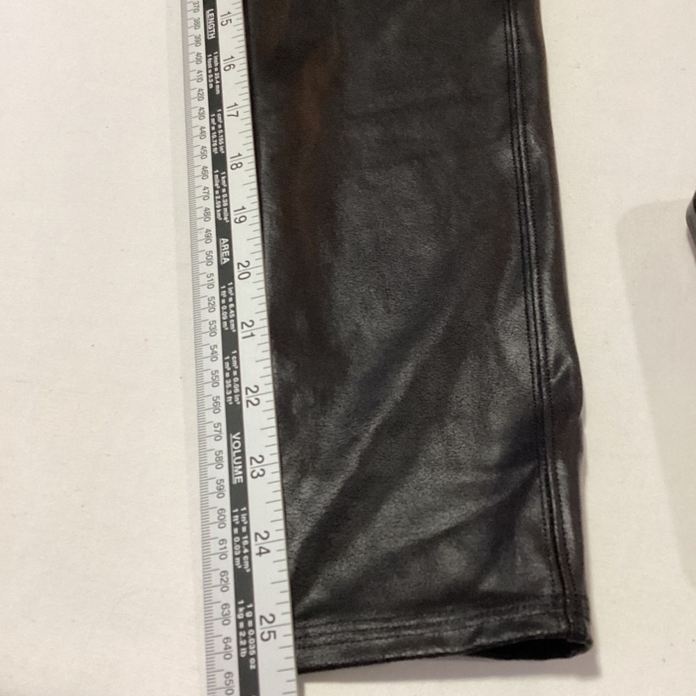 Spanx Faux Leather Leggings Womens Large Petite Black High Waisted Shaping Slim - Picture 6 of 6
